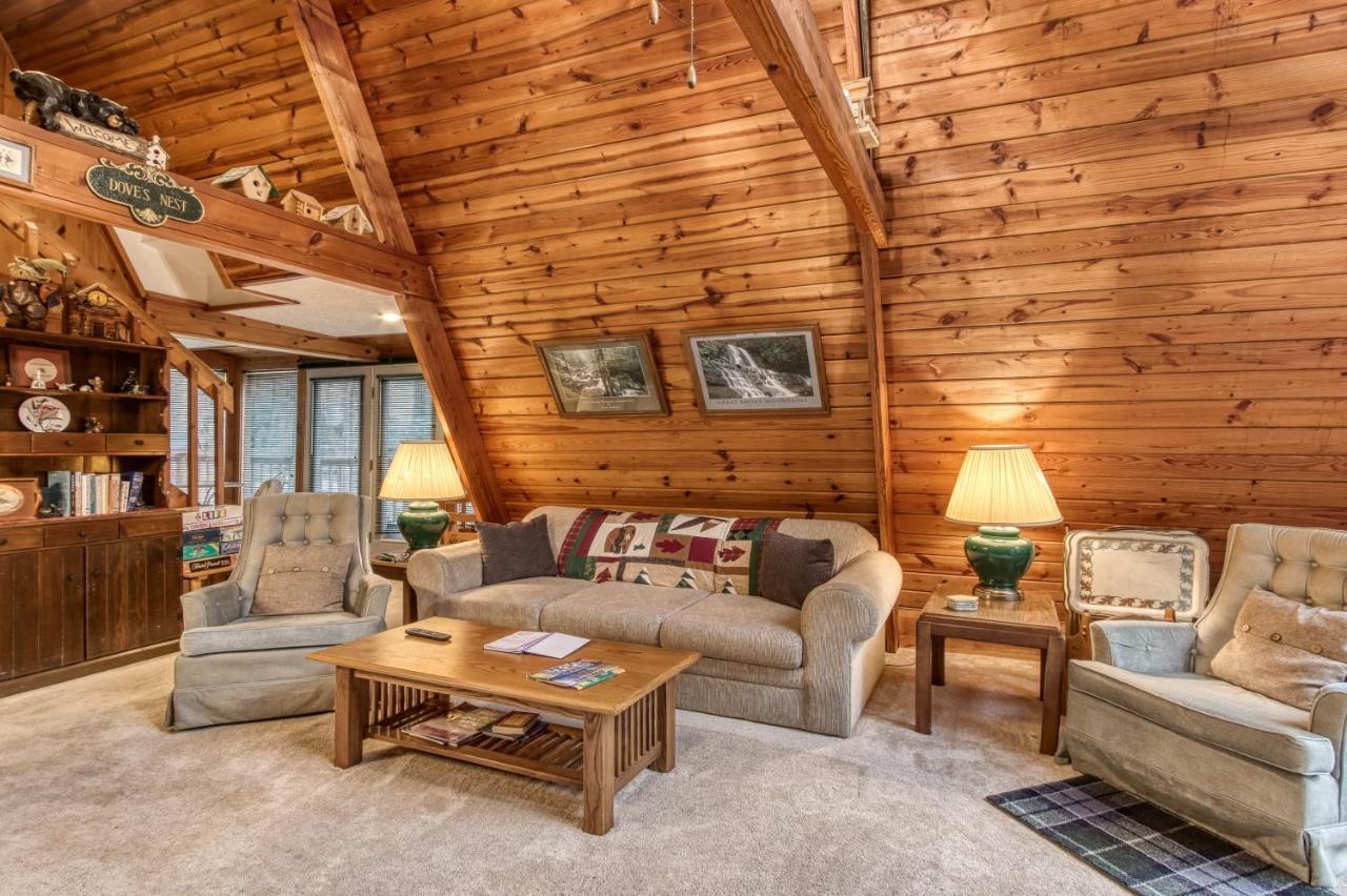 Mountain Springs Chalet Gatlinburg Exterior photo