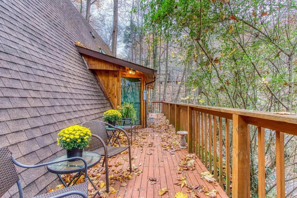 Mountain Springs Chalet Gatlinburg Exterior photo